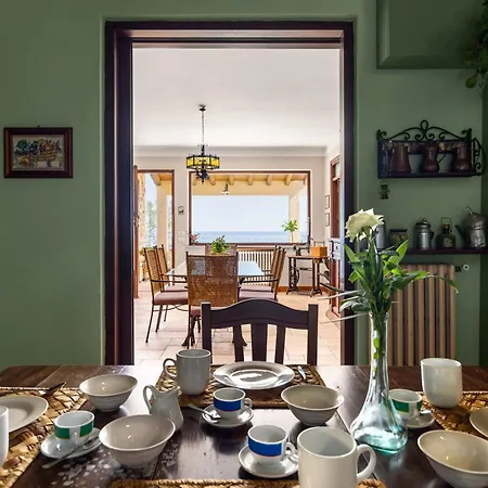 Verosicily Glicine Vila Termini Imerese