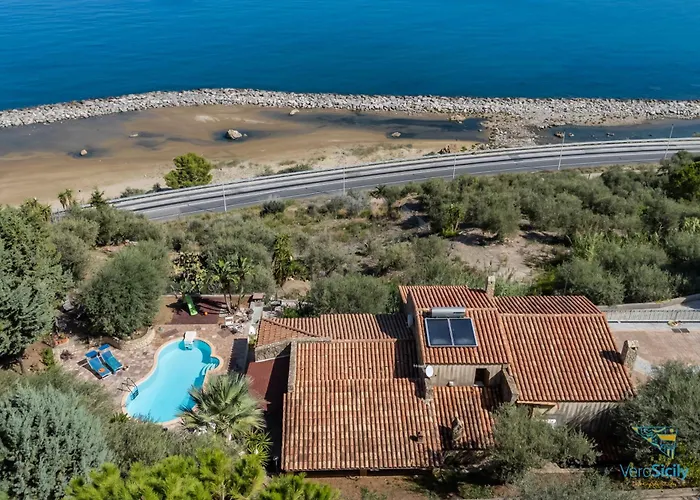 Verosicily Glicine Villa Termini Imerese